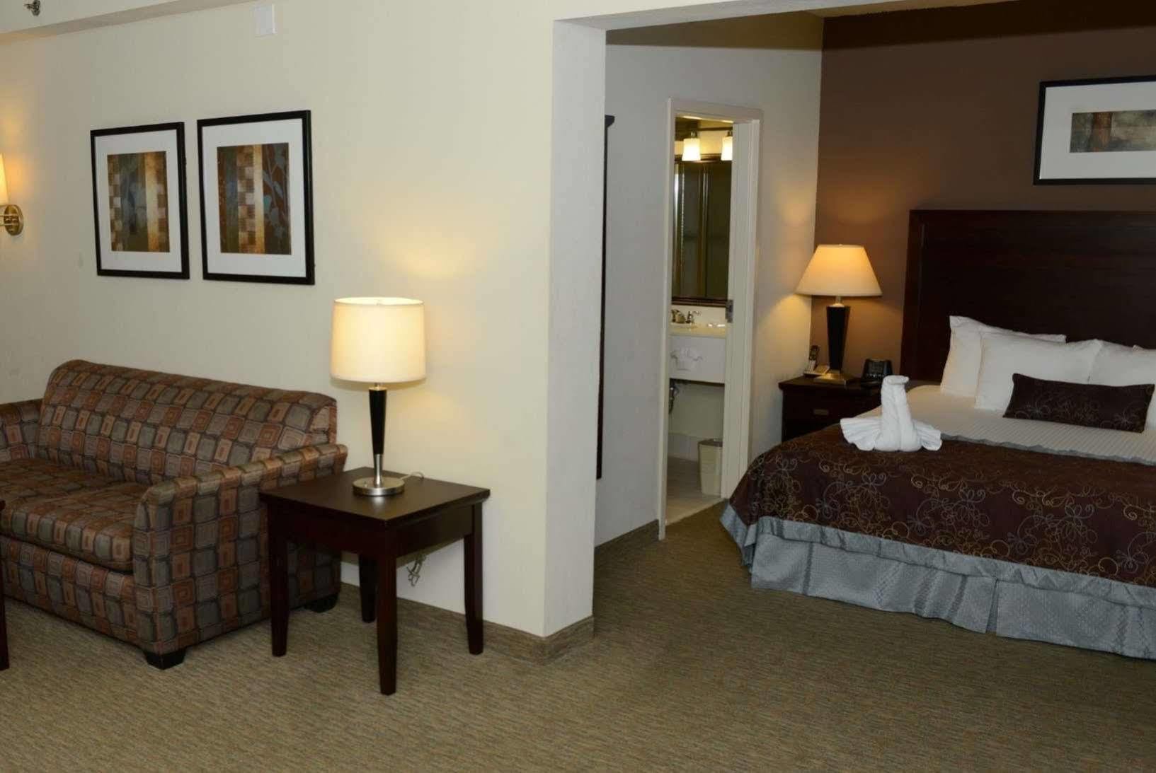 Holiday Inn Fredericksburg - Conference Center By Ihg Exterior photo